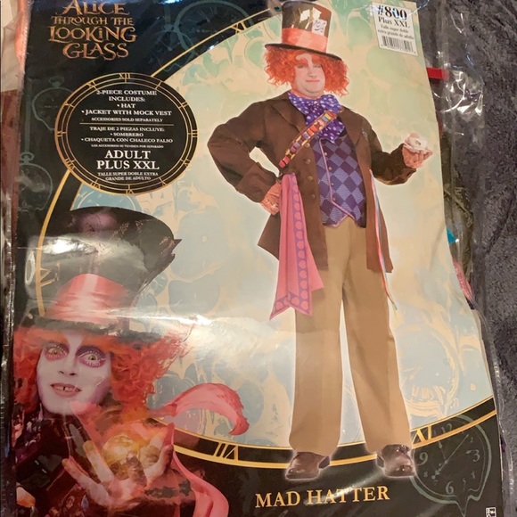 Costumes - Picture 2 of 2